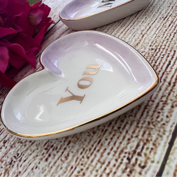 MARTHA STEWART set of 2 ceramic you & me heart trinket trays - Picture 4 of 8